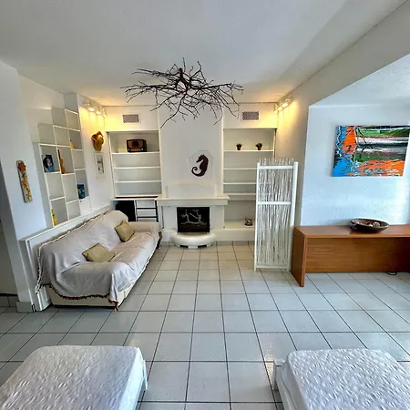 게스트하우스 Zografos