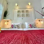 Pensión Zografos 4*