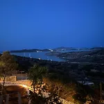 Zografos 4*