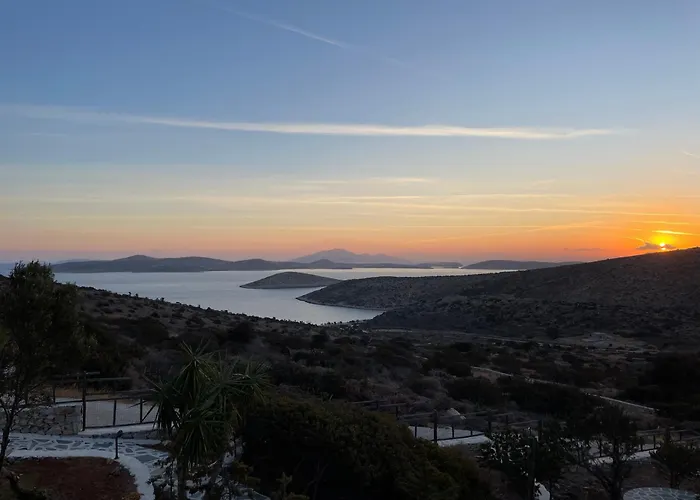 Zografos 4* Irakleia (Naxos)